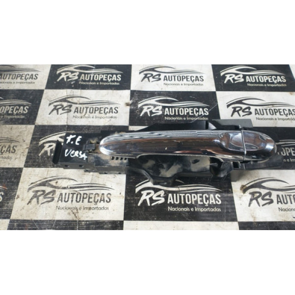 Maçaneta Externa Traseira Esquerda Nissan Versa