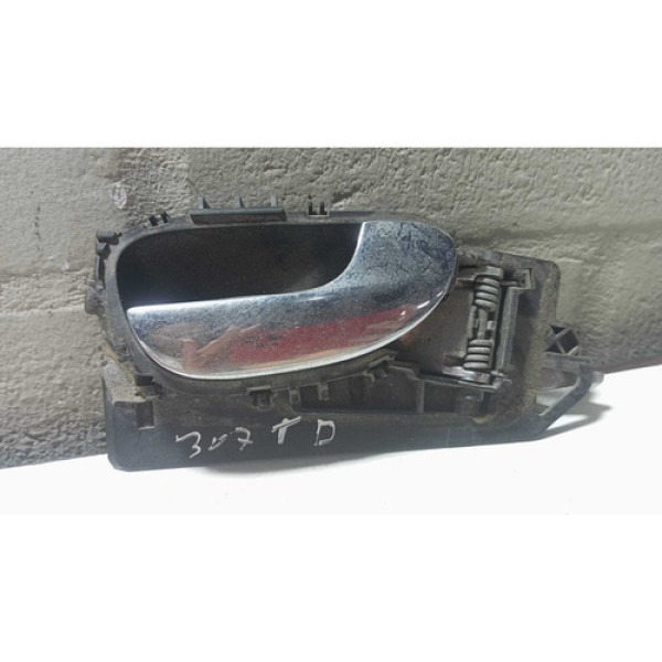 Maçaneta  Traseira Direita Peugeot 307 2001 A 2012