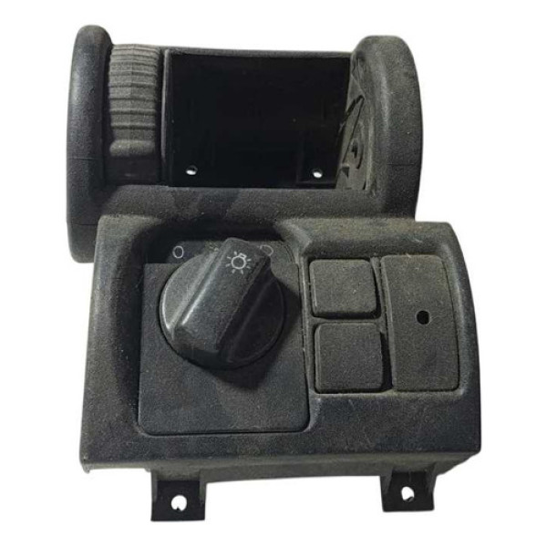 Moldura Do Difusor Do Ar L.e Botão Do Farol Gm Corsa 2000/01