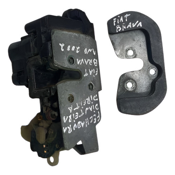 Fechadura Dianteira Direita Fiat Brava 2001