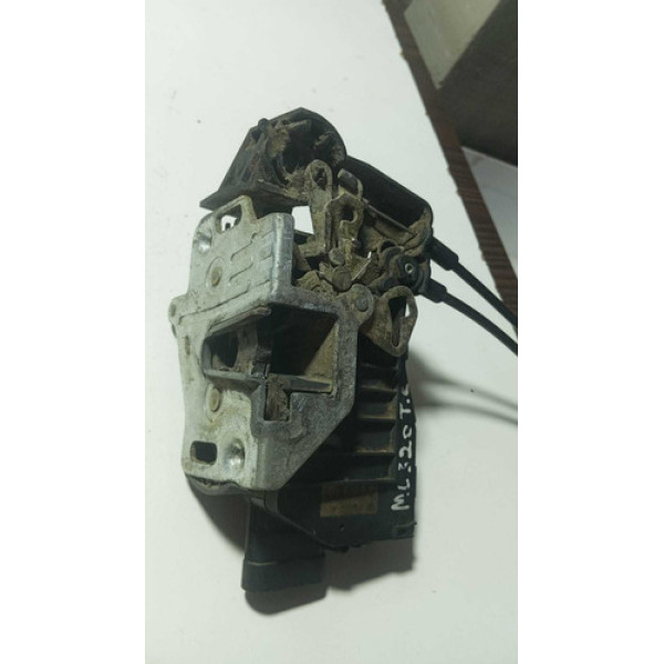 Fechadura Porta Traseira Esquerda Mercedes Ml 320 2002 