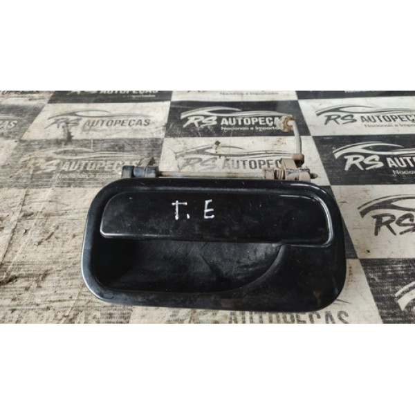 Maçaneta Traseira Esquerda  Vectra 1997 A 2005 Cx36. Preto