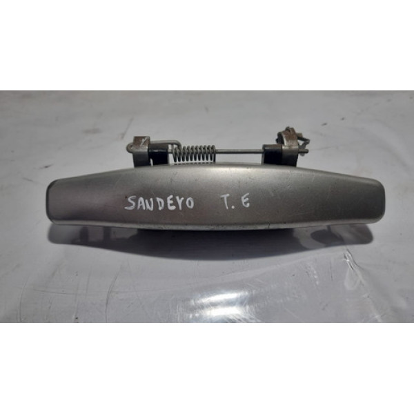 Maçaneta Externa Traseira Esquerda  Sandero 2010 Cx97