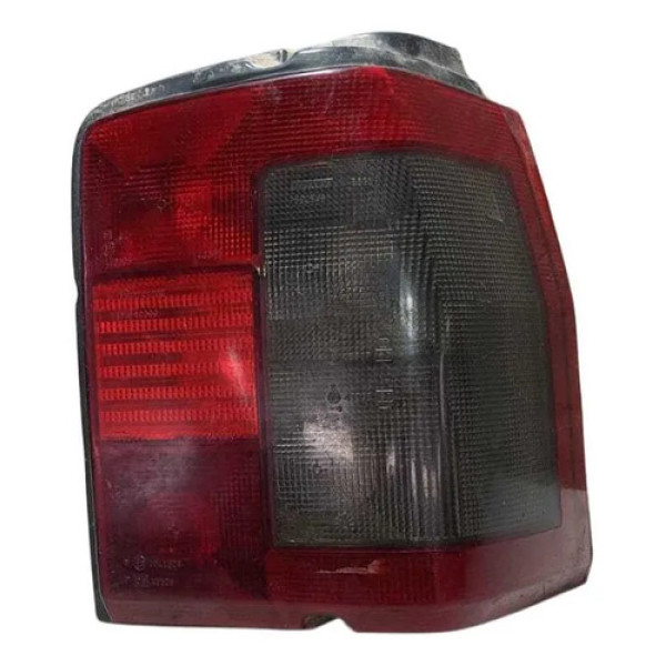 Lanterna Traseira Direita Fiat Tipo 1993/1997. Direito/passageiro Vermelho