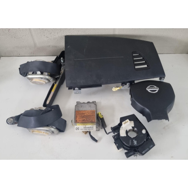 Painel Tabelier Nissan Tiida 2012