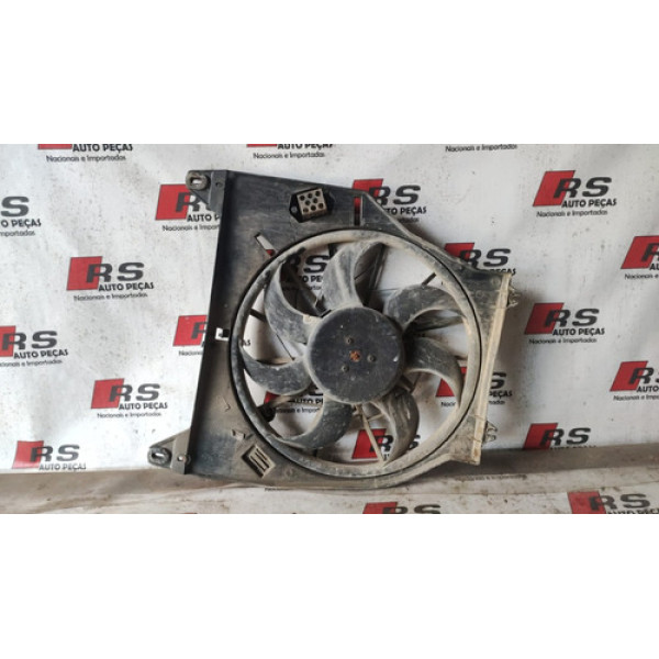 Defletor Da Ventoinha Clio / Kangoo 1999 À 2003