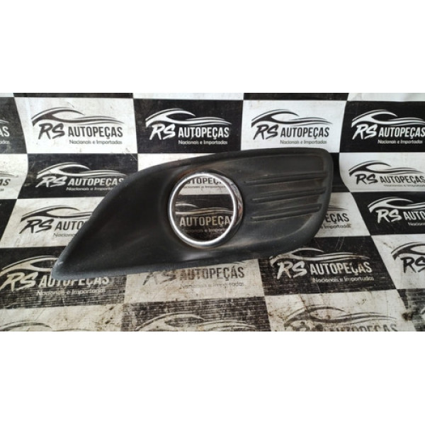 Moldura Farol Milha L.d Ford Focus 2009/2013