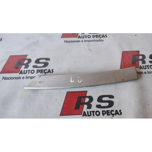 Acabamento Lateral Traseiro Ld Citroen C4 9654926877a Cx27
