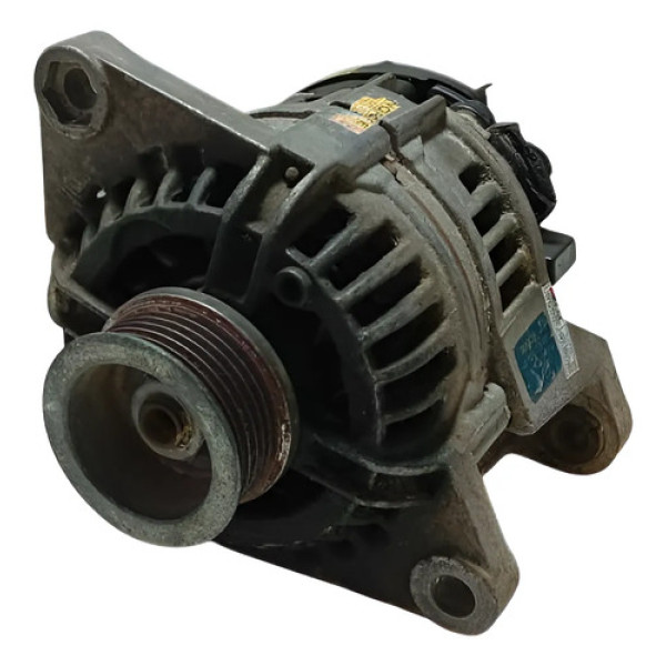 Alternador Fiat Palio 0124 215 001.