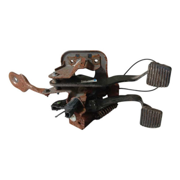 Pedaleira Freio E Embreagem Peugeot Hoggar 2010