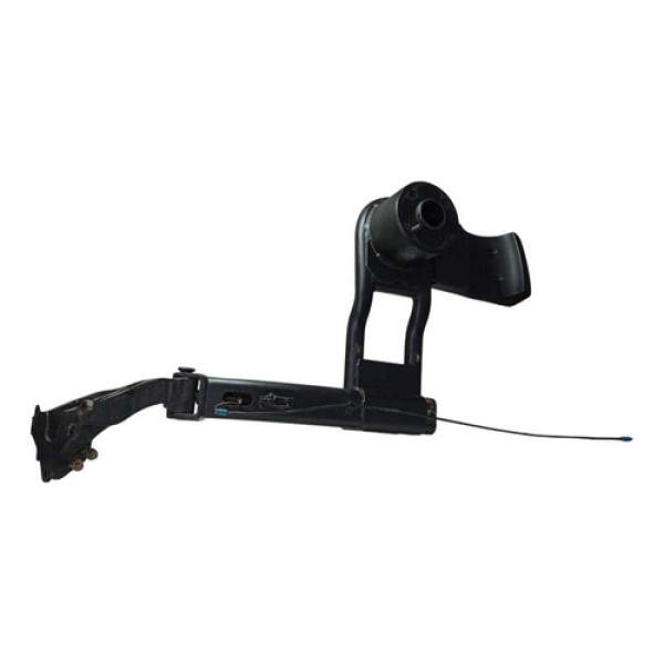 Suporte Trava Estepe Citroën C3 Aircross 2011.