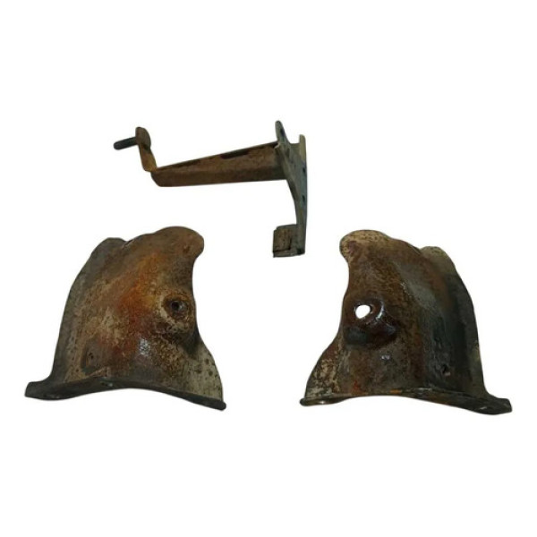 Suporte Do Coletor De Escape Audi A3 1.8 Aspirado 2002/2003.