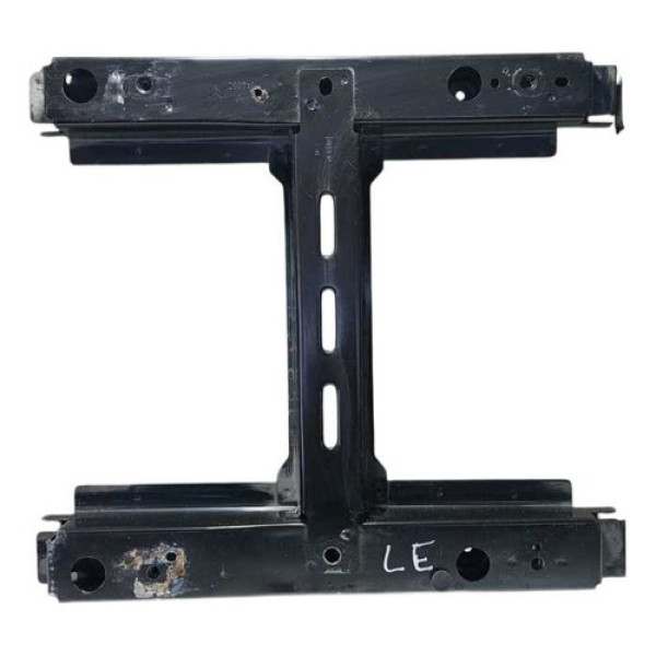 Suporte Banco Dianteiro Esquerdo Citroën C3 Aircross 2011.