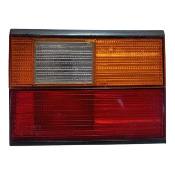 Lanterna Traseira Direita Volkswagen Santana 1992/1994/1996.