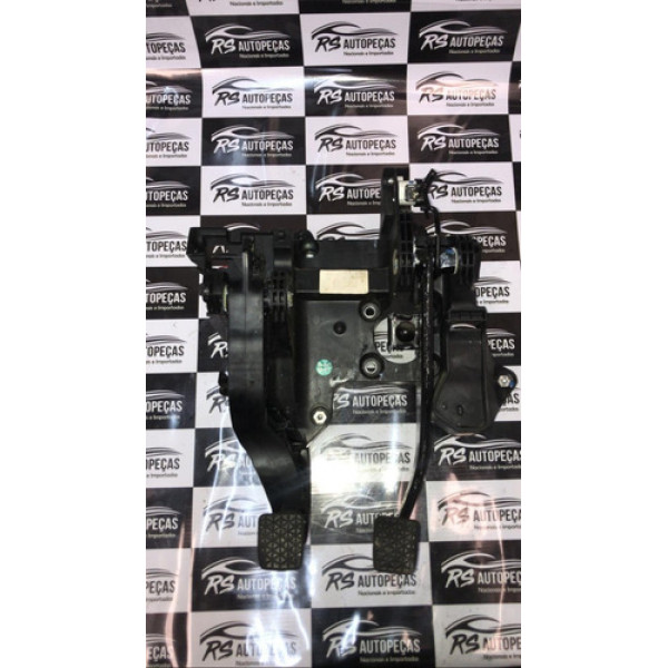 Pedaleira Ônix 1.4 2015