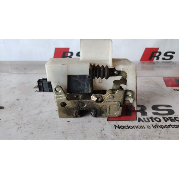 Fechadura Porta Dianteira Direita Renault Megane 1999 Cx107