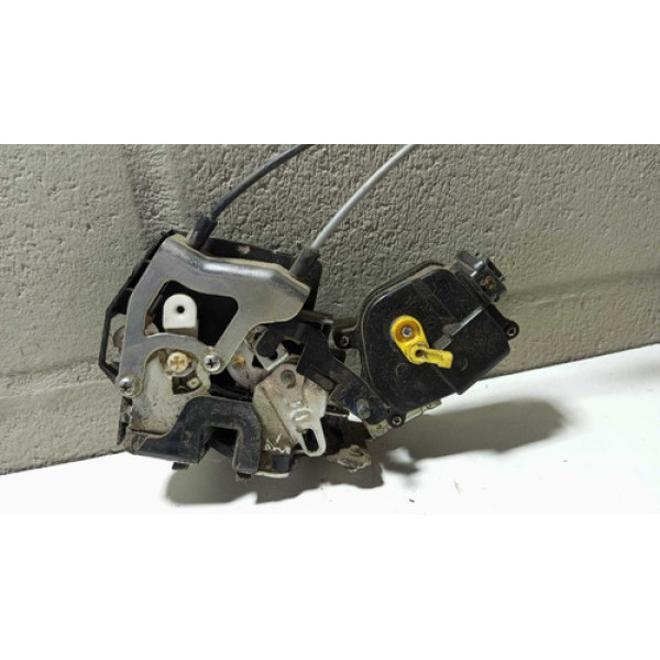Fechadura Porta Traseira Esquerda Jac J3 2013 A 2015