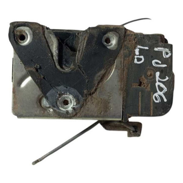 Fechadura Da Porta Dianteira Direita Peugeot 206 2004 A 2010