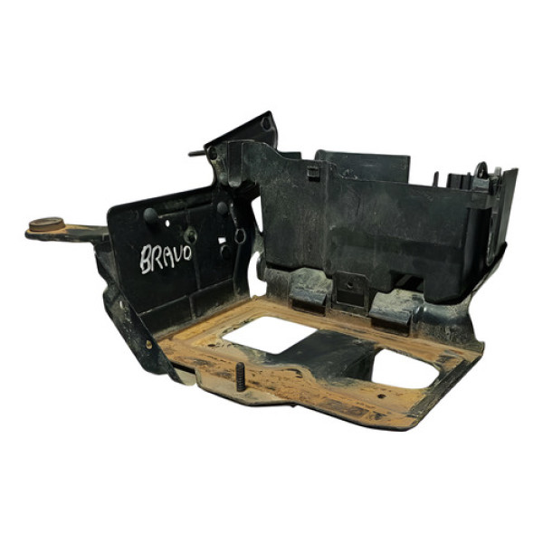 Suporte Caixa Bateria Fiat Bravo 2015/2016.