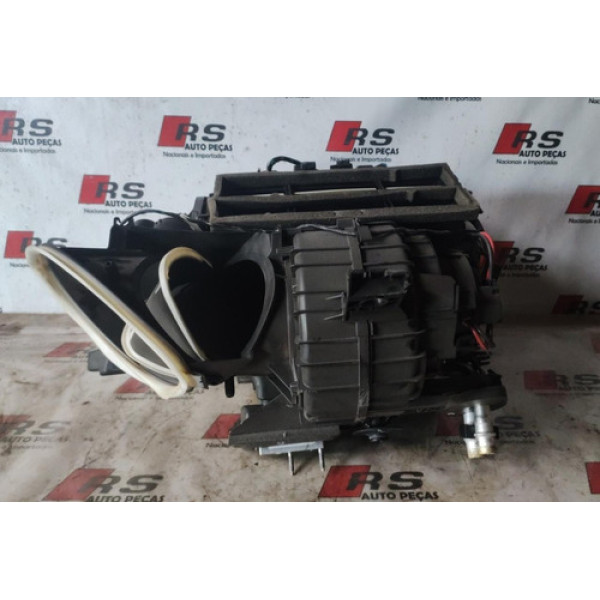 Caixa De Ar Evaporadora Ventilação Peugeot 2008 Ano 2017