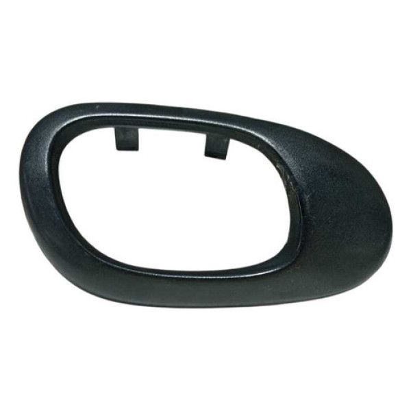 Moldura Maçaneta Interna Esquerda Peugeot Hoggar 2010.