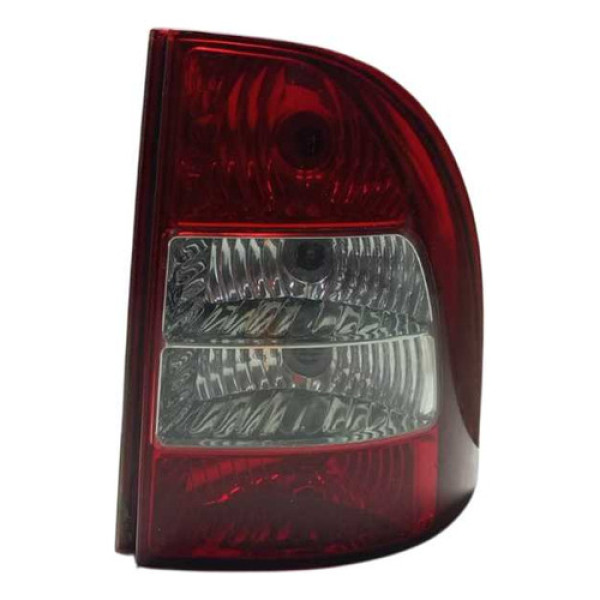 Lanterna Traseira Lado Direito Fiat Strada 2005 2009.