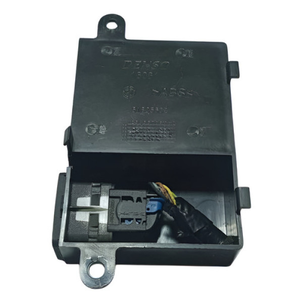 Moldura Suporte Conector Usb iPod Fiat Uno Sporting 2012.