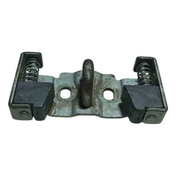 Batente Porta Malas Volkswagen Fox 2008.