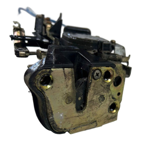 Fechadura Traseira Esquerda Toyota Camry 1999/2000 Cx142