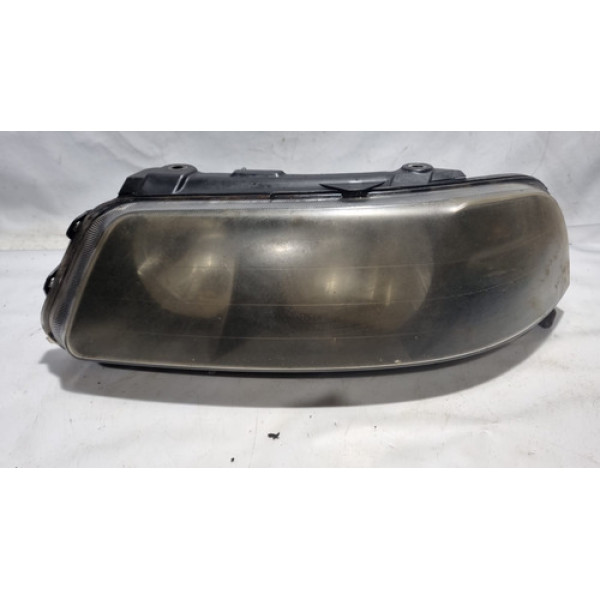 Farol Esquerdo Vw Saveiro 2003 C/detalhe