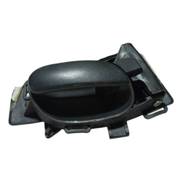 Maçaneta Interna Esquerda Peugeot Hoggar 2010.