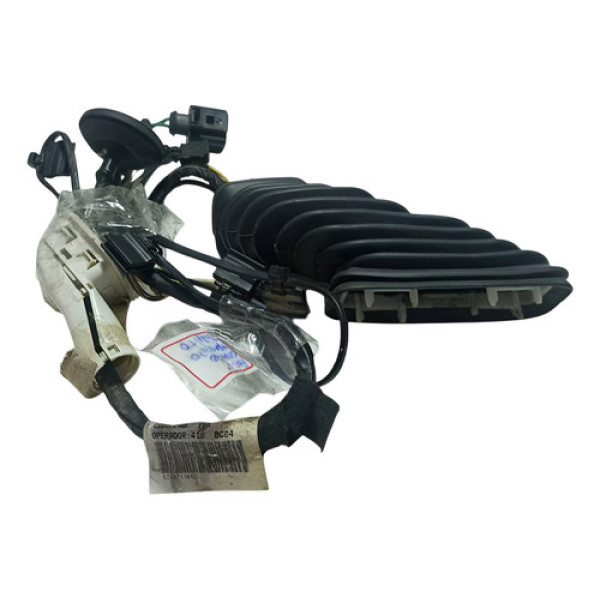 Chicote Porta Traseira Direita Volkswagen Fox 2 Geração.